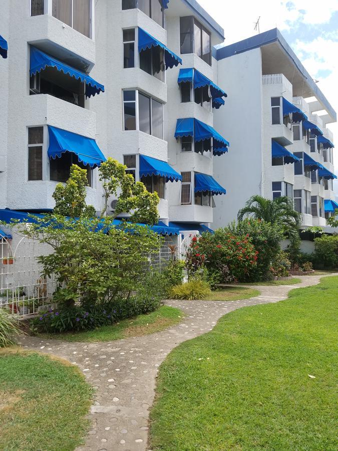 Hampshire House New Kingston Jamaica. Hotel Saint Andrew Exterior photo